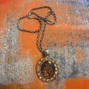 Leopard Print Pendant Necklace Rhinestone Accents Twisted Chain